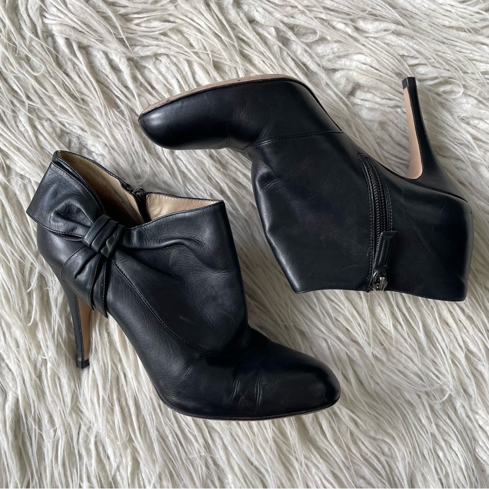 Valentino Garavani Black Leather Bow Accents High Heeled Ankle Booties Size 38 - Picture 6 of 13